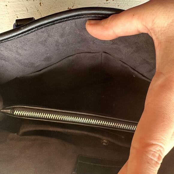 Coach Shoulder Bag/Crossbody handbag Leather Excellent Condition - Picture 7 of 9